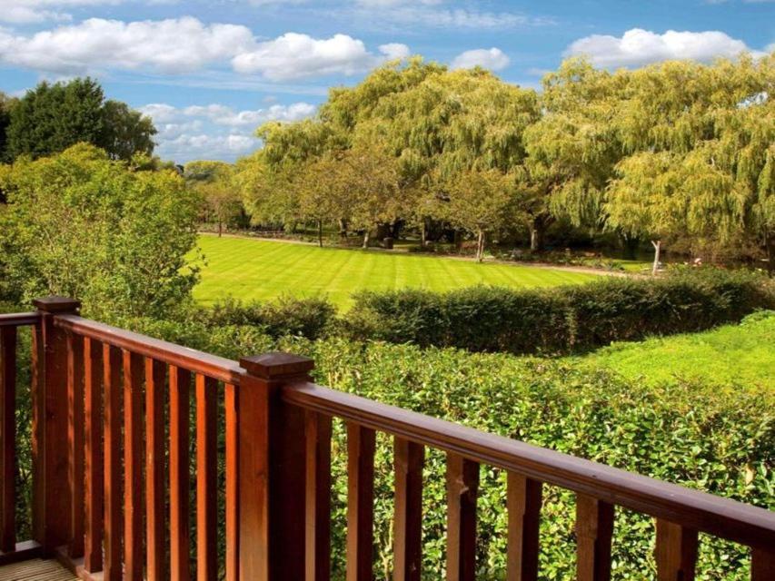 Alojamento Cherbridge - Riverside Lodges, Short Lets *
